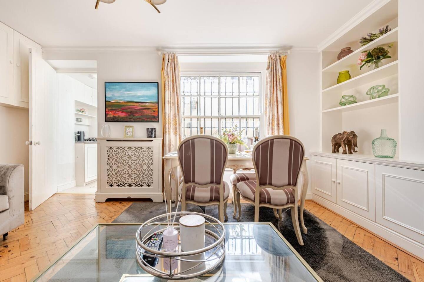 Secluded Modern Private By Buckingham Palace * Londres